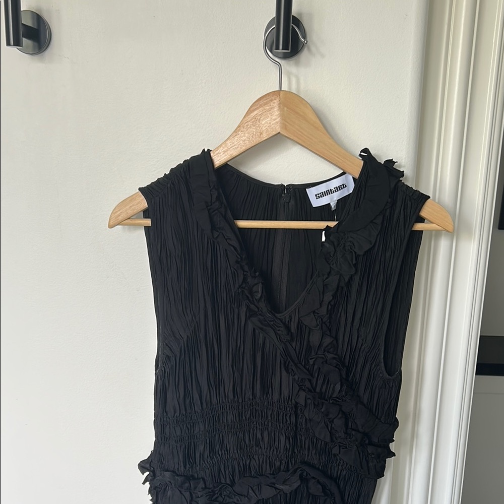 Black Ruffled Sleeveless Dress
